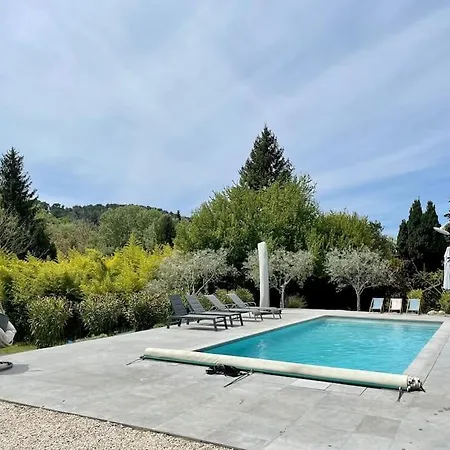 Dependance En Provence *